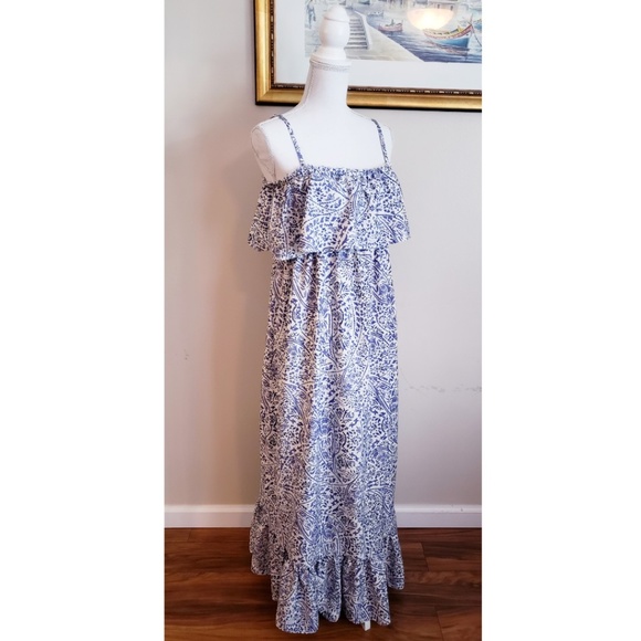 Motherhood Maternity Dresses & Skirts - Motherhood Maternity Spaghetti Strap Maxi Dress